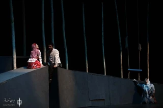نقدی بر نمایش طپانچه خانم

اخترالسلطنه و ابزار قدرتش