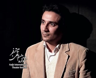 محمد حسن نجفی مدیر تماشاخانه "سه نقطه ":
بخش " به علاوه تئاترفجر" اتفاقی نوین در تئاتر ایران  است