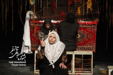 واپسین رقص برگ با باد