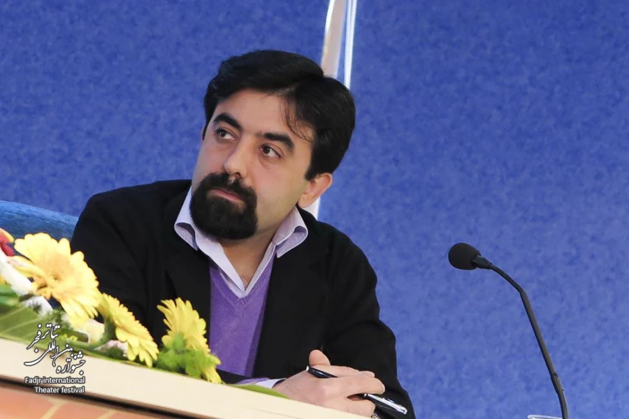 نشست خبری سی و سومین جشنواره تئاتر فجر
