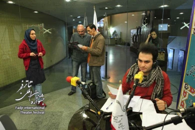  حاشیه های روز چهارم جشنواره بین المللی تئاتر فجر