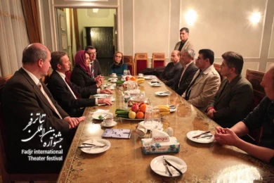  حاشیه های روز چهارم جشنواره بین المللی تئاتر فجر