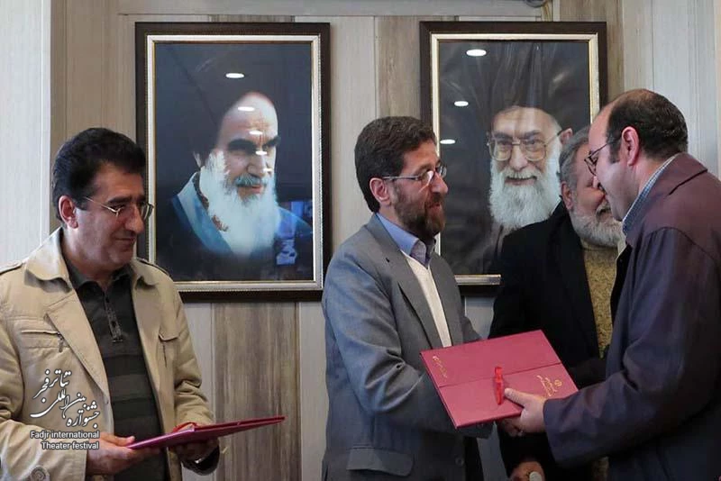 جلسه هیات اجرایی جشنواره با حضور دکتر حمید شاه آبادی