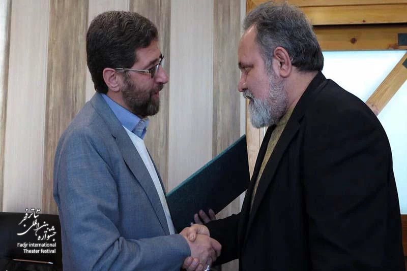 جلسه هیات اجرایی جشنواره با حضور دکتر حمید شاه آبادی