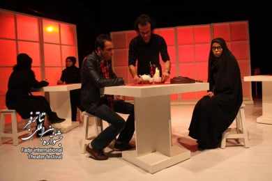 فولاد هرگز زنگ نمی زند/کارگردان؛رویا کاکاخانی