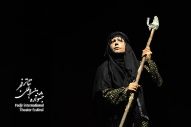 کسی زیر سنگ ها آواز می خواند/کارگردان؛صادق نصیری
