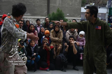 در آرزو یک مرد نقاش/کارگردان؛ژاله کاظمی