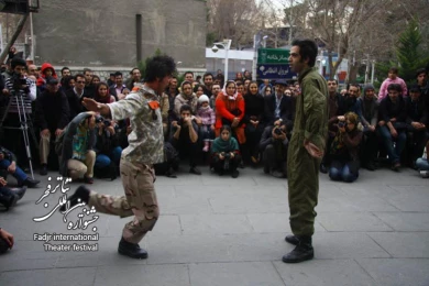 در آرزو یک مرد نقاش/کارگردان؛ژاله کاظمی