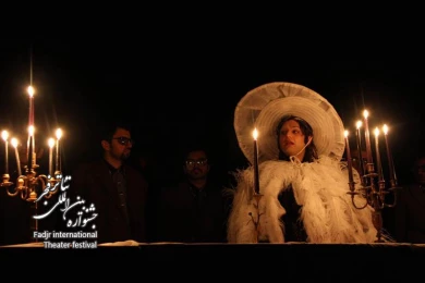 ننه دلاور بیرون پشت در/کارگردان؛سجاد افشاریان
