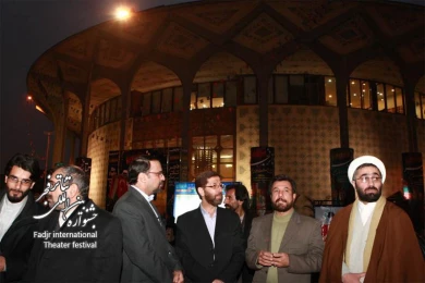 بازدید وزیر ارشاد از سی امین جشنواره فجر