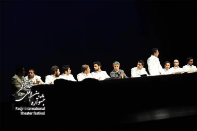  عشق و عالیجناب/ کارگردان؛ حسین پاکدل