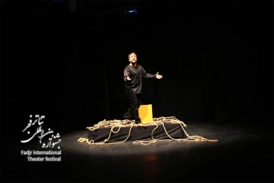 مار خورده افعی شده/ کارگردان؛گلبرگ ابوترابیان