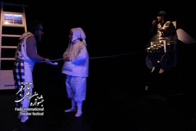 به مراسم مرگ.../کارگردان؛سمانه زندی نژاد