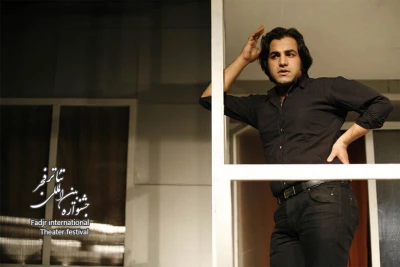  نویسنده مرده است؛ کارگردان؛ آرش عباسی