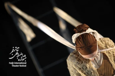 ابرهای پشت حنجره؛کارگردان،رضا گوران