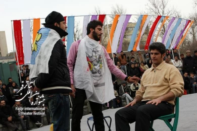 تاکسی شهر،کارگردان،ژاله کاظمی