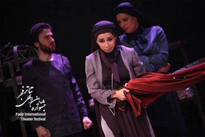نامه هایی به تب، کارگردان،سیامک احصایی