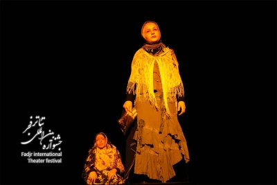 روز می گذرد؛ کارگردان، عباس کریمی