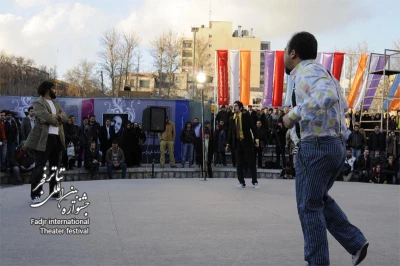  این یگ سگ نیست؛ کارگردان؛ کوروش احمدی