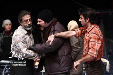 کافه مک آدم؛ کارگردان، محمود استاد محمد