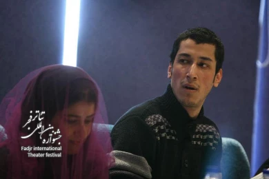  حافظه خفاش، کارگردان؛ فریا ثمر
