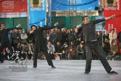  تلاطم امواج(خیابانی)، کارگردان؛بهرام ریحانی
