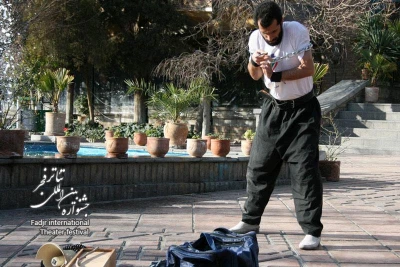  یک معرکه(خیابانی)، کارگردان؛ میثم سر آبادانی