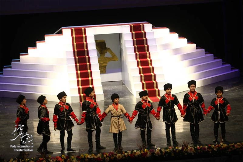 Closing the 30th Fajr International Theater Festival