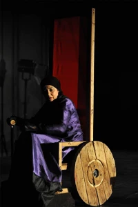 Formalities innocence / Director,Amir Hoseen Hariri