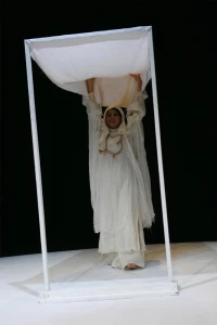 A Dialogue with Wind, Director Shiva Maki Nian