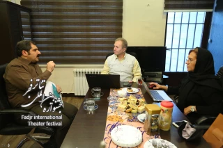 اعلام آثار برگزیده بخش پژوهش جشنواره تئاتر فجر

آثار برگزیدۀ بخش پژوهش سی و پنجمین جشنواره بین المللی تئاتر فجر اعلام شد