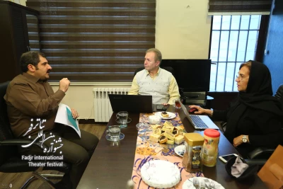 اعلام آثار برگزیده بخش پژوهش جشنواره تئاتر فجر

آثار برگزیدۀ بخش پژوهش سی و پنجمین جشنواره بین المللی تئاتر فجر اعلام شد