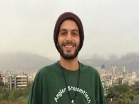 میلاد محمدی: جشنواره تئاتر فجر را با نگاه علمی نقد کنیم
 2