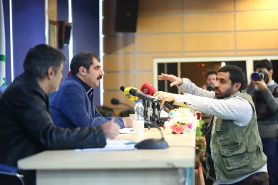 نشست خبری سی و پنجمین جشنواره بین المللی تئاتر فجر