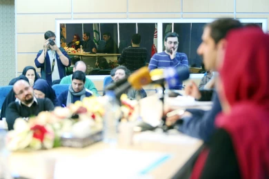 نشست خبری سی و پنجمین جشنواره بین المللی تئاتر فجر