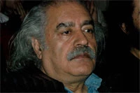 بهزاد فراهانی :

بلیت جشنواره به دست دانشجویان برسد