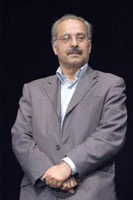 ”محمدرضا خاکی” پس از اجرای نمایش روال عادی در دو استان کشور:

فجر استانی، می تواند در ارتقاء فرهنگ عمومی یاری رسان باشد