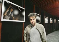 ایوب آقاخانی کارگردان نمایش