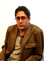 گفت و گو با علی عابدی، کارگردان تئاتر

جشنواره، جایگاهی برای معرفی چهره های جوان