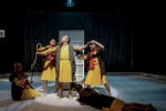 نمایش «راهبان معبد وانگ»