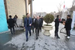 حضور مرادخانی و شفیعی در بین مردم و در جریان اجرای نمایش محیطی در محوطه تئاتر شهر