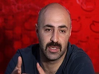 Tinou Salehi: We emphasized on the language twist in” wow”, the awards in the festival should be reduced