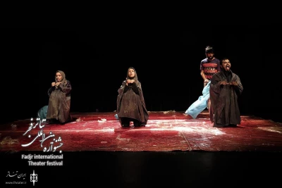 نگاهی به اجرای «سین گاف» نوشته کیمیا کاظمی و کارگردانی پوریا رحیمی سام ، بخش مسابقه جوان

غیاب ِ کلام : دنائت و وحشی گری