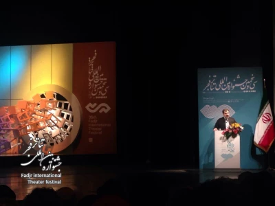 دبیر جشنواره تئاتر فجر:

پذیرای همه نقدها بودیم