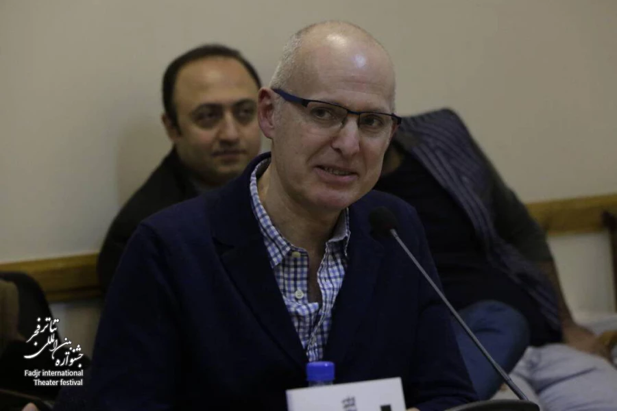 گزارشی از مباحث طرح شده در روز دوم پنل گفتگوی ادبیات نمایشی در جشنواره تئاتر 8