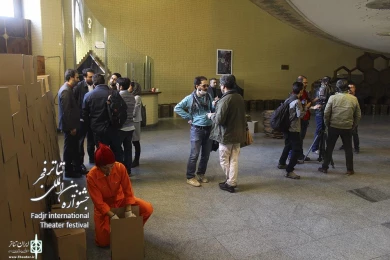 بازدید مدیرکل هنرهای نمایشی از رزیدنسی‌های جشنواره بین المللی تئاتر فجر