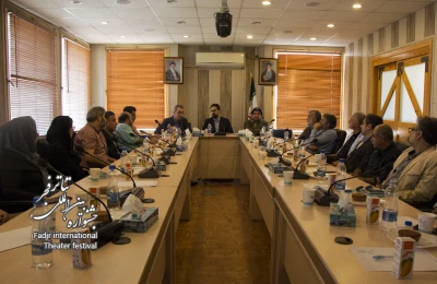 جلسه ی ستادی با حضور معاون امورهنری وزارت فرهنگ و ارشاد اسلامی