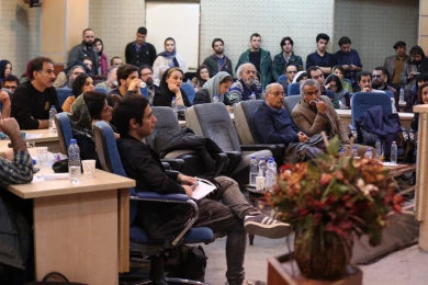 «گفت‌وگوی نویسنده و کارگردان نمایش‌نامه‌نویسی امروز ایران: پیوستگی‌ها/ ناپیوستگی‌ها»