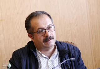 «تئاتر فجر استانی»

نشست خبری سی هفتمین جشنواره‌ی تئاتر فجر استانی در شهرکرد برگزار شد