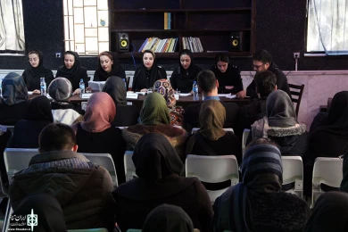 گزارش تصویری از نخستین روز سی وهفتمین جشنواره تئاتر فجر استانی چهارمحال و بختیاری عکس آمنه طاهر زاده